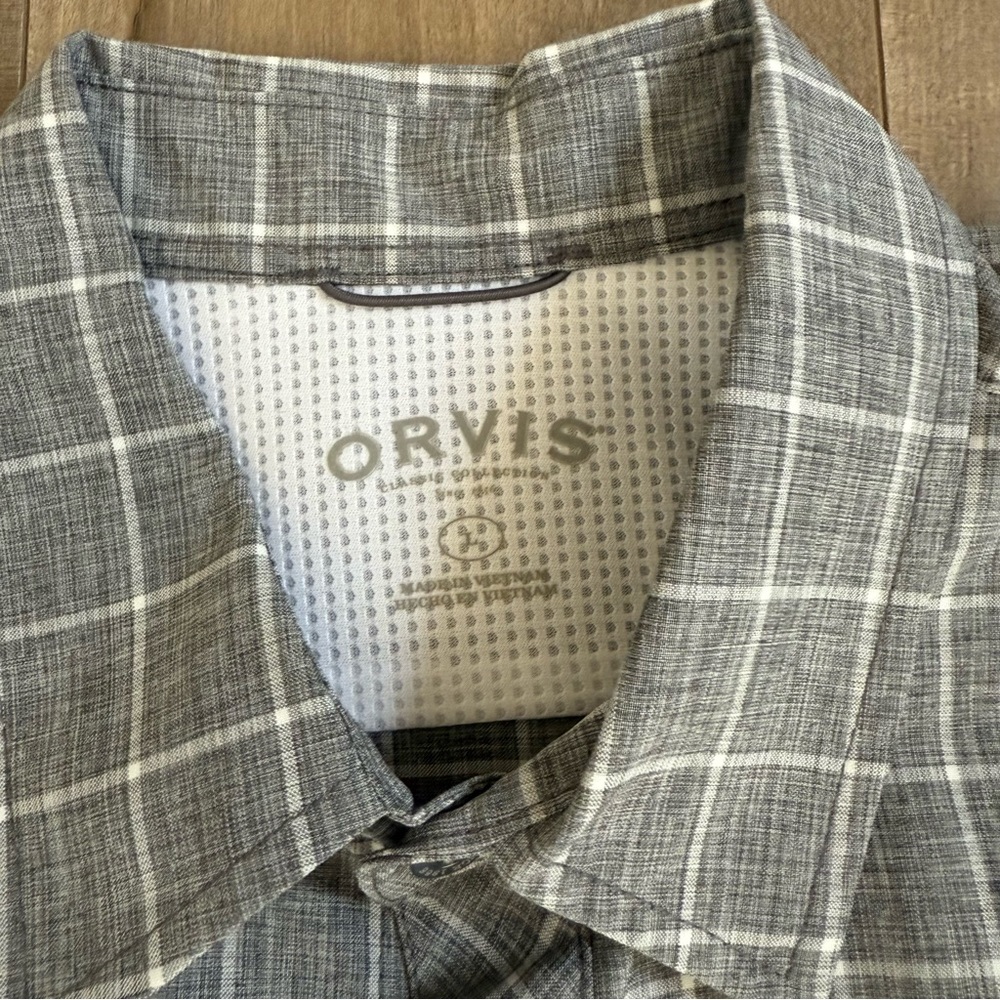 Orvis Classic Collection Gray Check Tech Shirt Men Large Outdoor Lightweight EUC - Picture 2 of 7